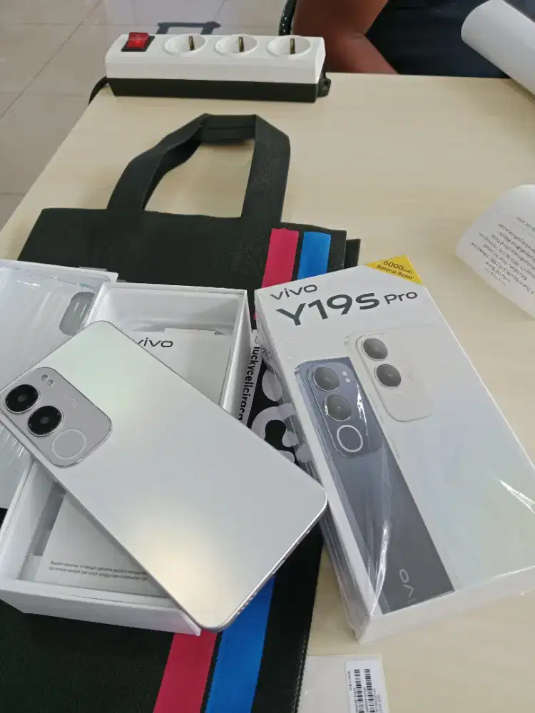 VIVO Y19SPRO TAHAN BANTING