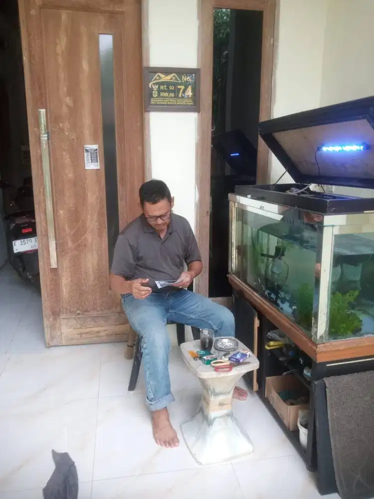 Dibutuhkan Sales dan marketing Internet