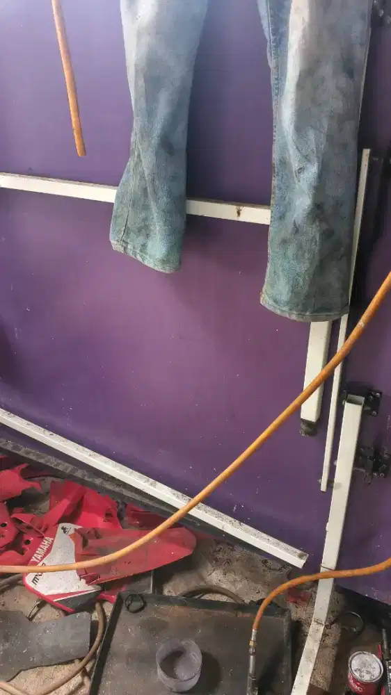 Meja tenis bekas meja aja