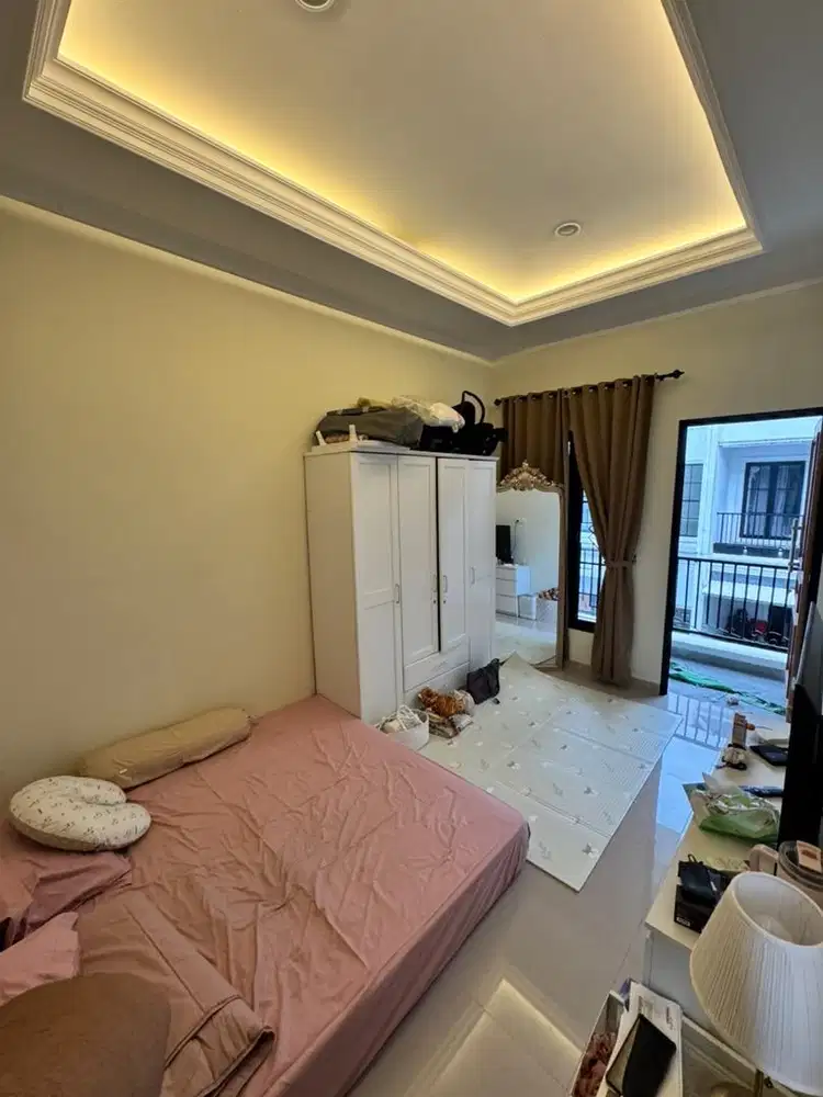 Over Kredit Rumah Murah 2 LT Dekat GDC