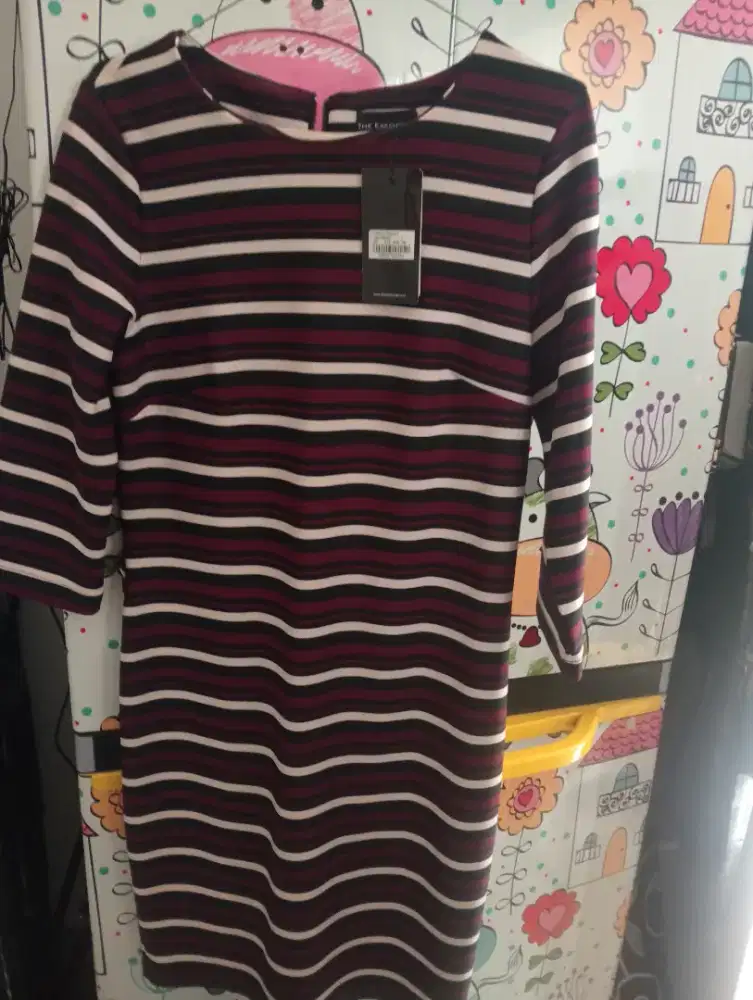 Dress Executive baru harga second