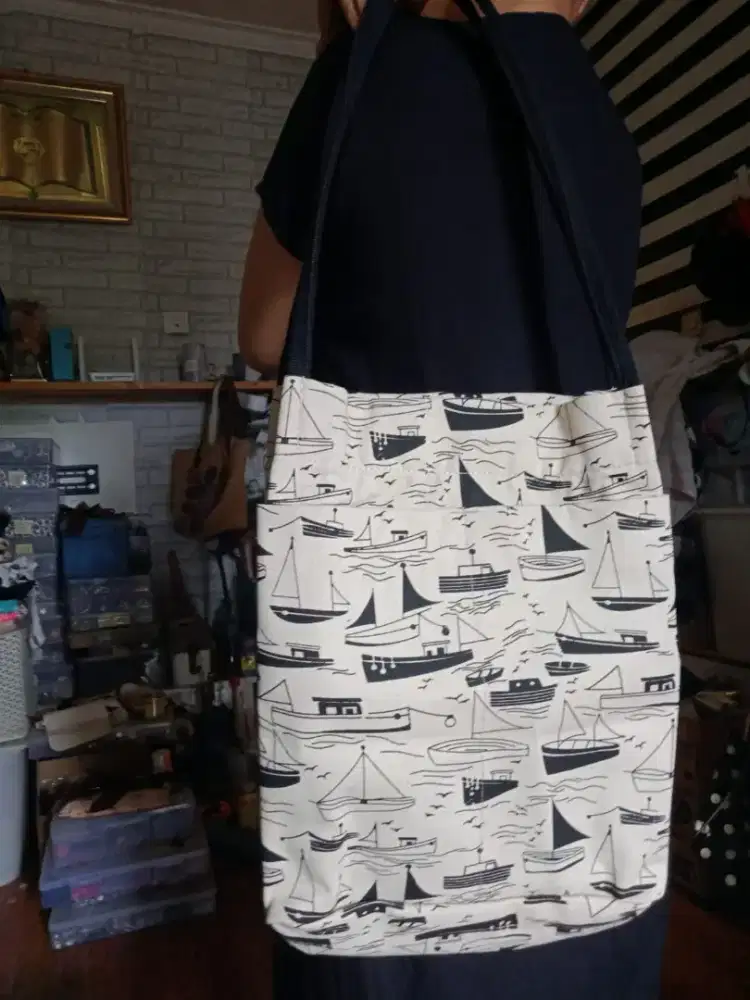 Tote bag canvas kekinian