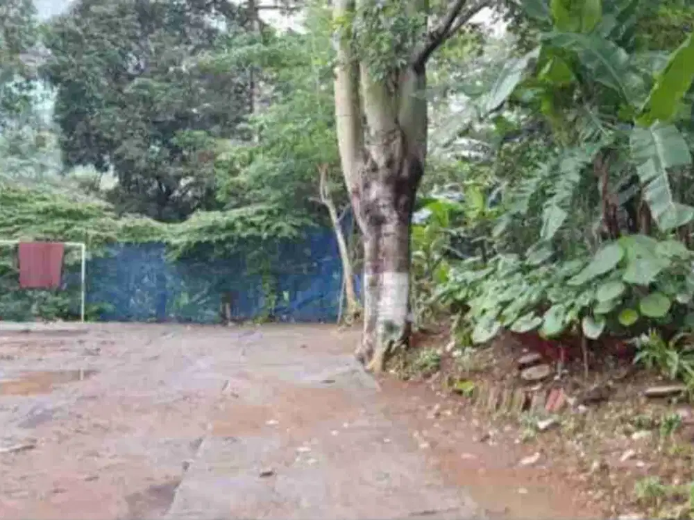 Tanah Luas 1360m di Jl H Naim Jakarta Selatan