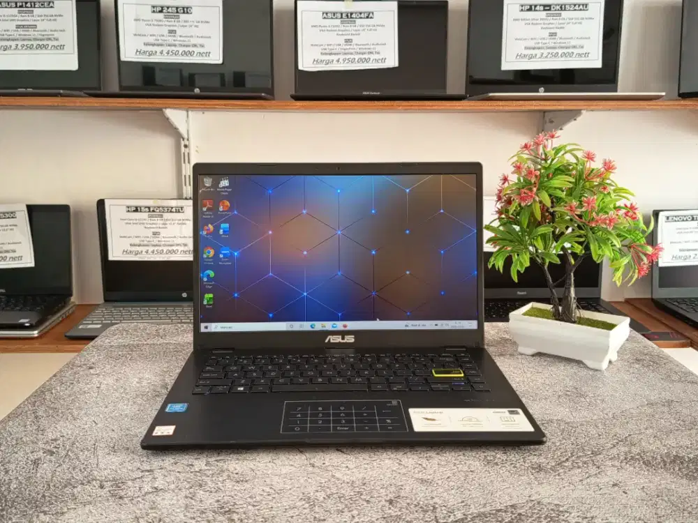 ASUS VivoBook E410MA Celeron N4020 Ram 4GB NVMe 512GB