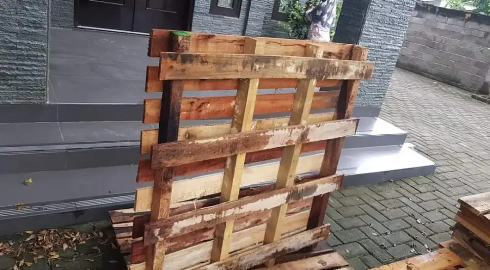 cari pegawai utk kayu palet / kerajinan / furniture / craft / souvenir