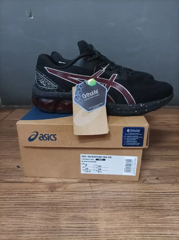 Sepatu running asics gel quantum 180 VII