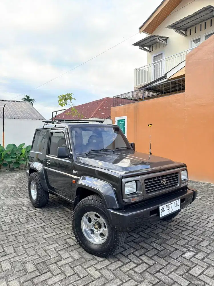 Daihatsu Taft GT Turbo 2000 4x4 (Barang Langka)