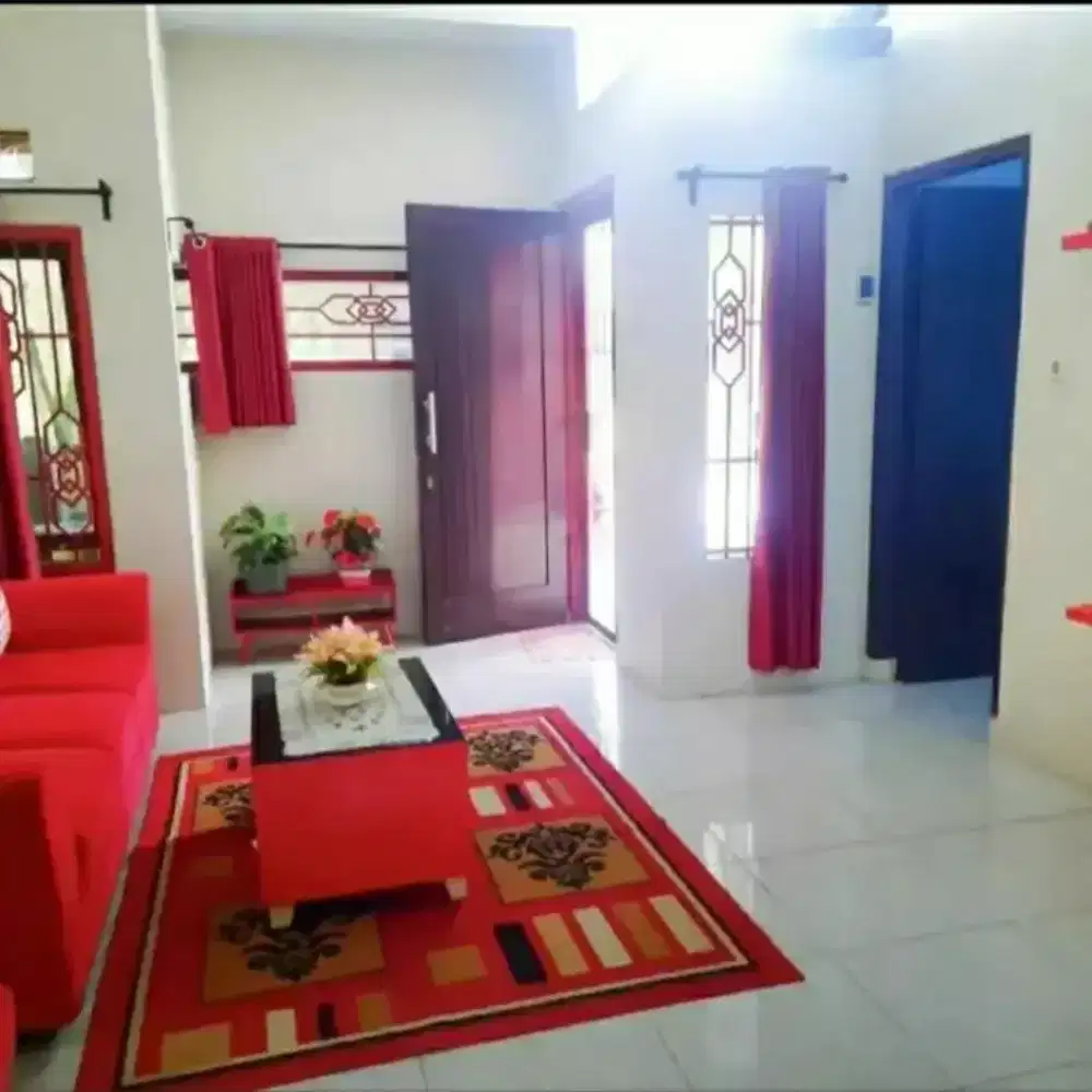 Dijual atau take over rumah di tengah kota tangerang