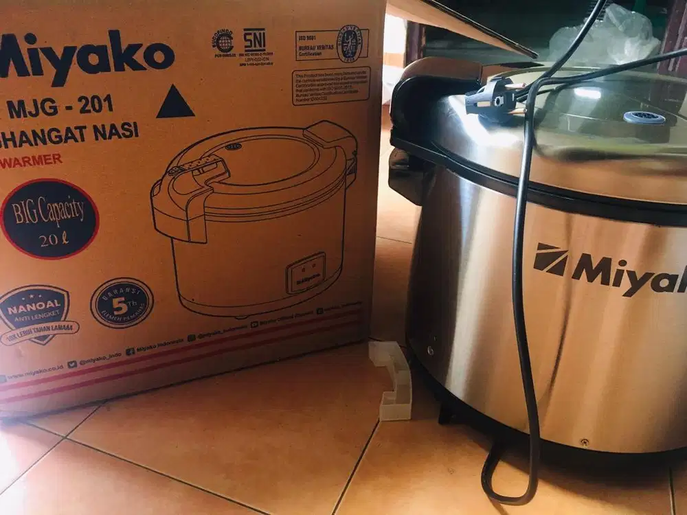 Penghangat Nasi MIYAKO 20L