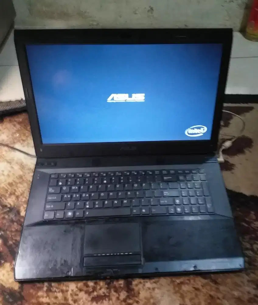 Laptop asus core i7