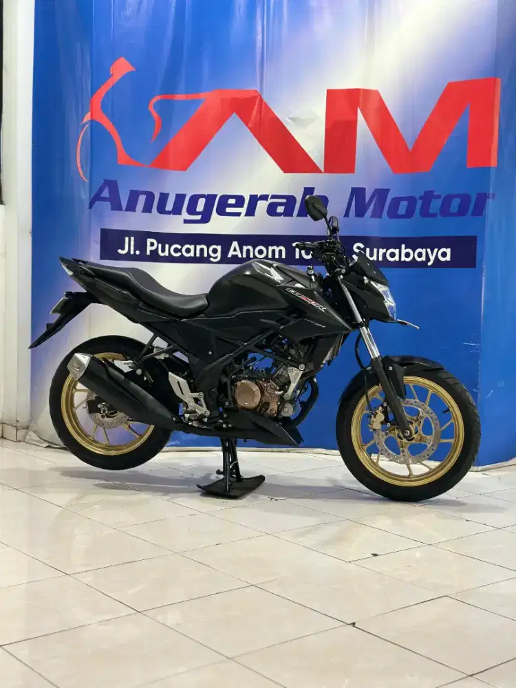 km rendah! honda CB 150 R Streetfire SE 2017