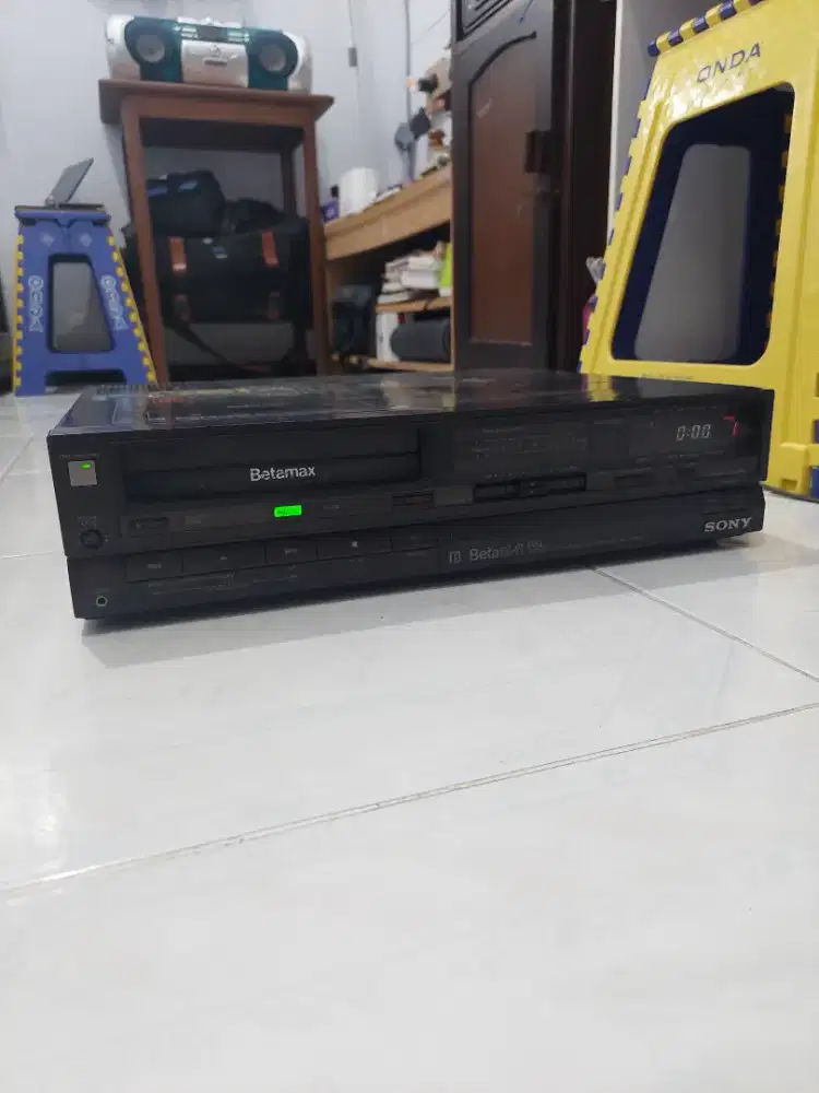 Sony Betamax SL-HF100E Beta Hi-Fi Player