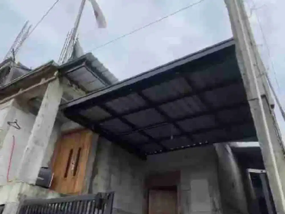 RUMAH PLUS KANDANG SAPI MODEREN LOKASI BATU