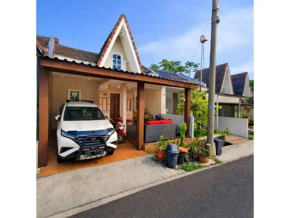 DIJUAL RUMAH BAGUS MURAH SIAP HUNI SANGAT STRATEGIS SENTUL CITY SSR779