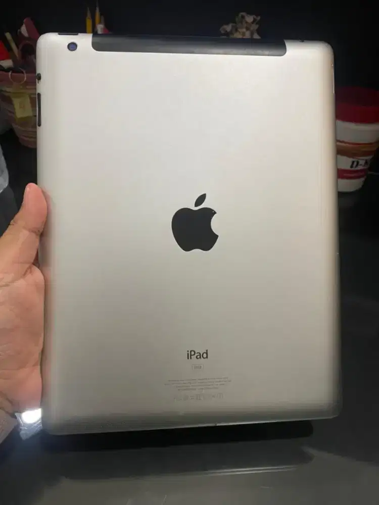 IPAD 3 (ICLOUD KOSONG)