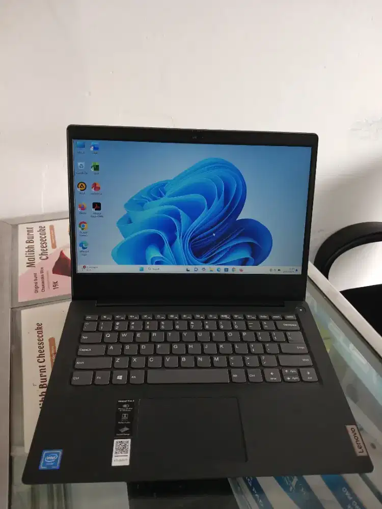 Laptop Lenovo Ideapad Slim 3 Intel N4020 Ssd 256 Mulus
