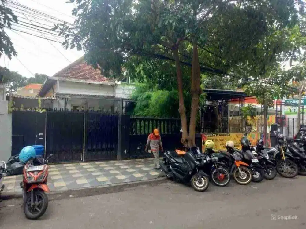 SANGAT LANGKA Rmh usaha di TAMAN BUNGKUL 30JT/meter NEGO tengah kota cck untuk usaha