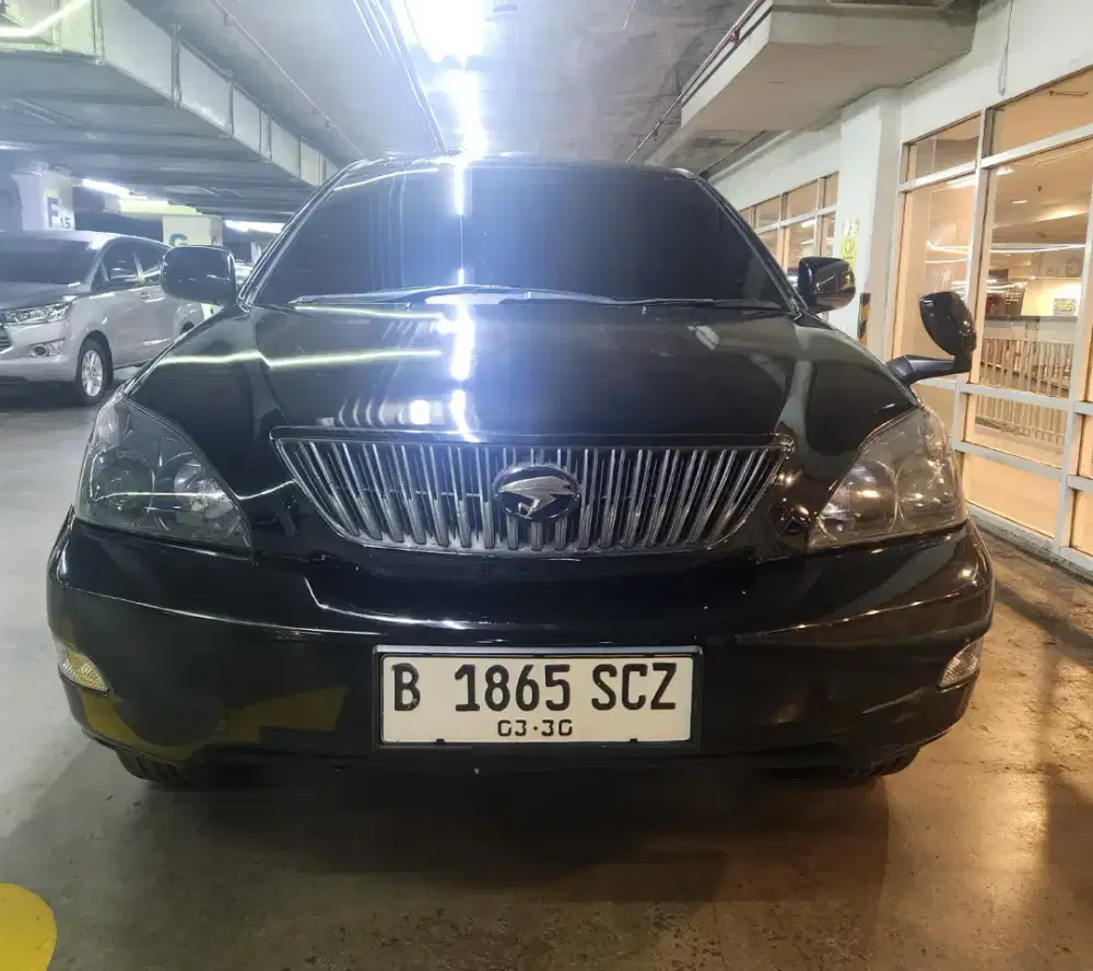 Toyota Harrier 2.4 L 2006