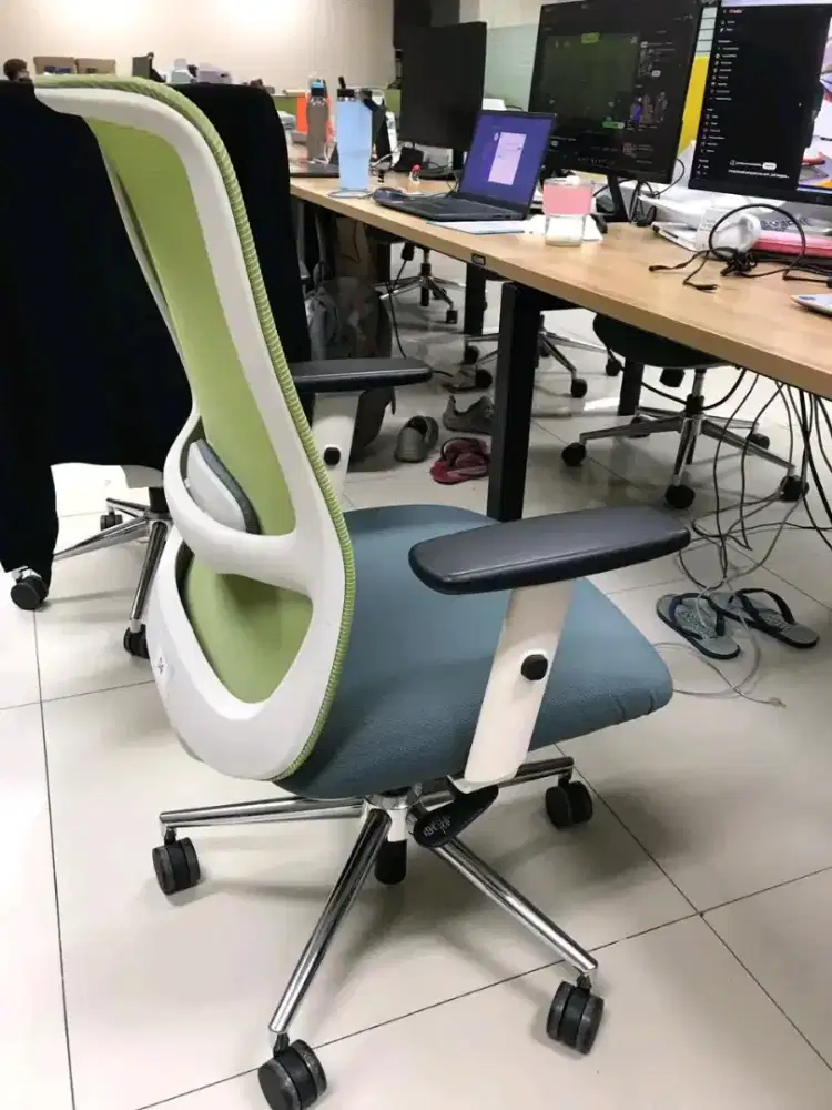 Kursi kantor merk sunon second