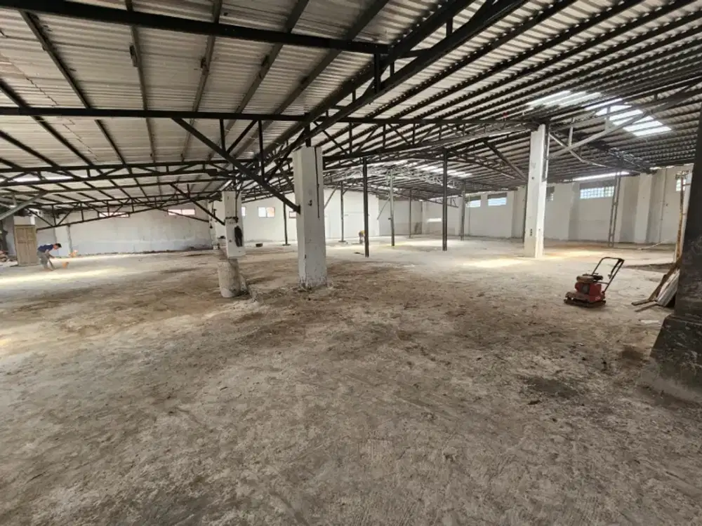 Gdg di Raya Purwakarta Padalarang