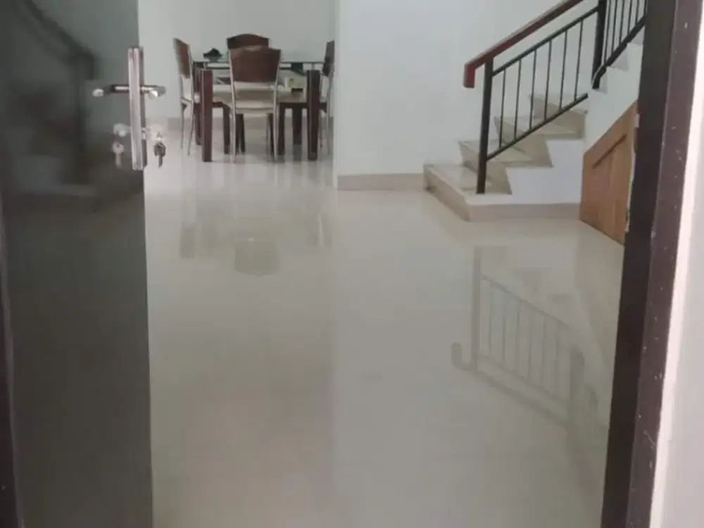 Rumah 2 Lantai Minimalis Full Furnished di Cluster Buah Batu