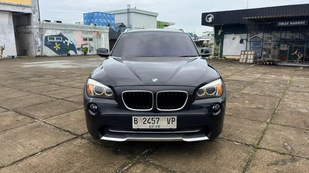 BMW X1 SOLAR SDRIVE 2.0 D 2012/2013 HITAM