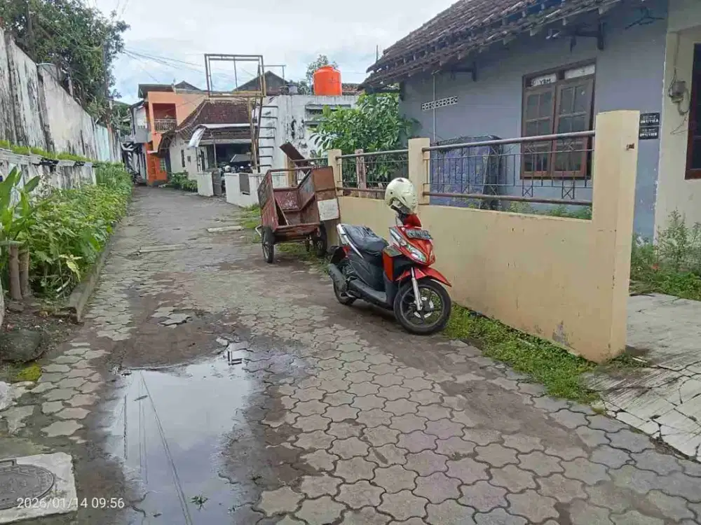 DIJUAL RUMAH&KOST TENGAH KOTA DEKAT MANDALA KRIDA YOGYAKARTA