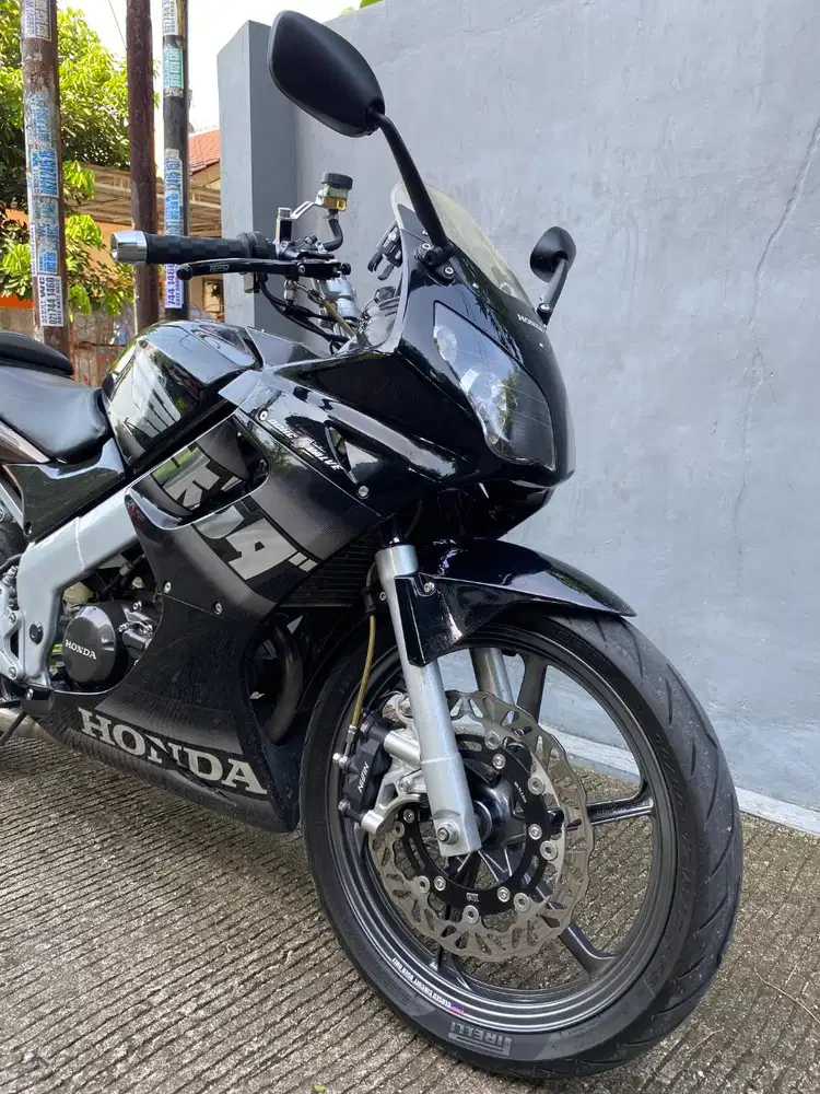 Dijual Honda CBR 150 CBU Tahun 2008