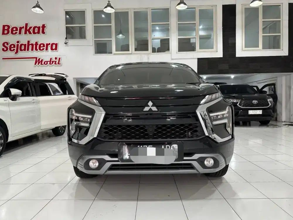 MITSUBISHI NEW XPANDER ULTIMATE 1,5 MATIC 2022 HITAM TERAWAT