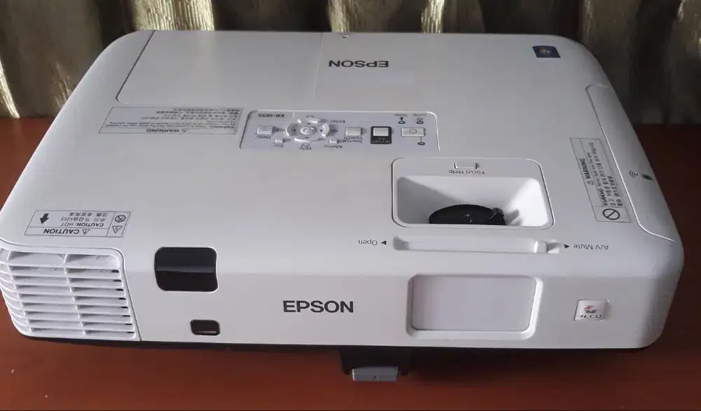 Proyektor Epson EB-1955 XGA  4500 LUMENS HDMI