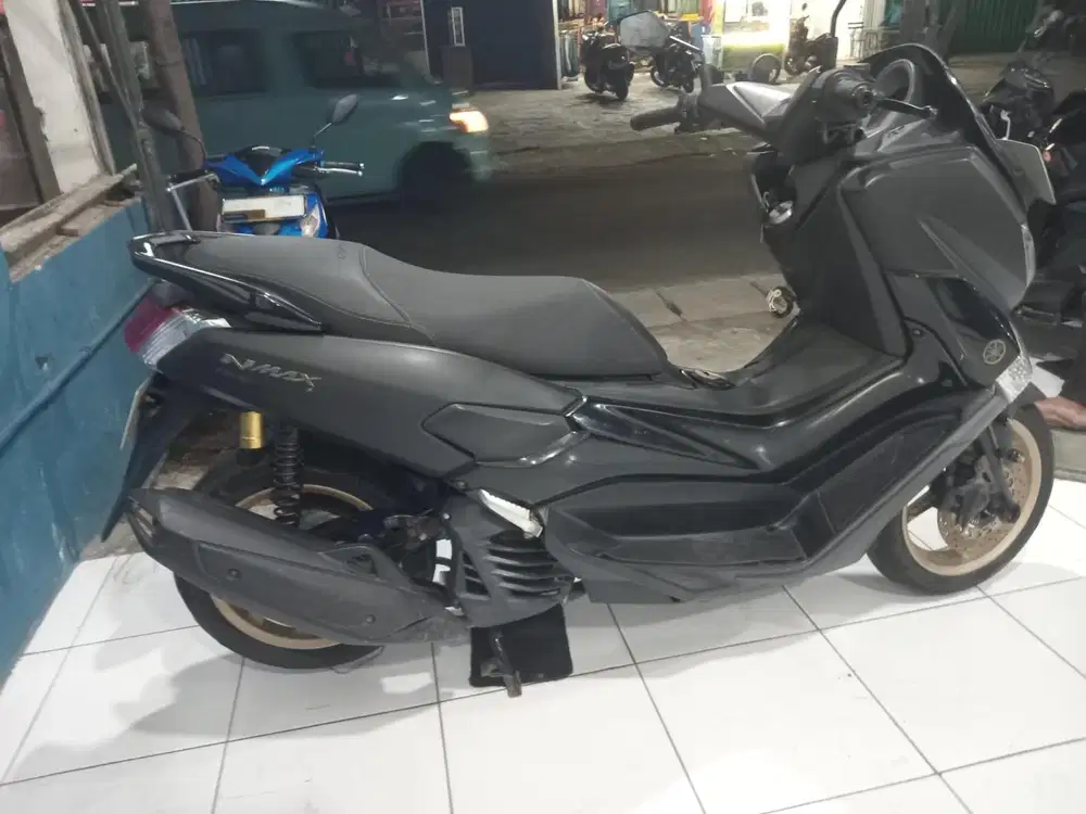 (JUAL CEPAT) YAMAHA NMAX 2018 PAJAK ON