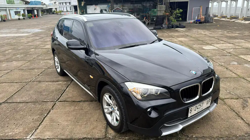 BMW X1 SOLAR SDRIVE 2.0 D 2012/2013 HITAM
