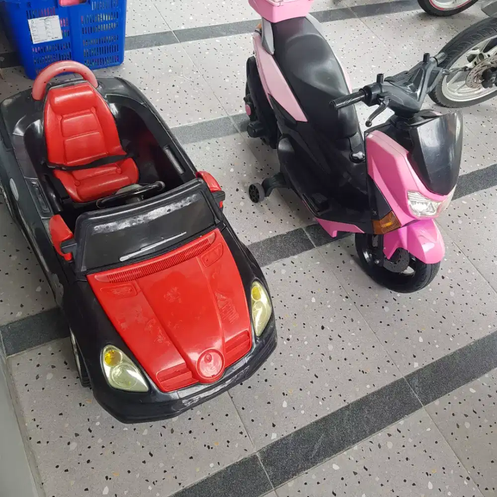 Motoran dan mobilan anak