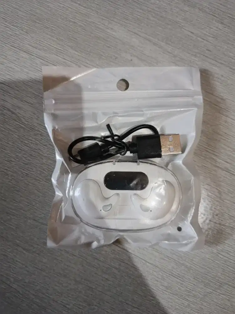 TWS CID55 PUTIH MASIH BAGUS