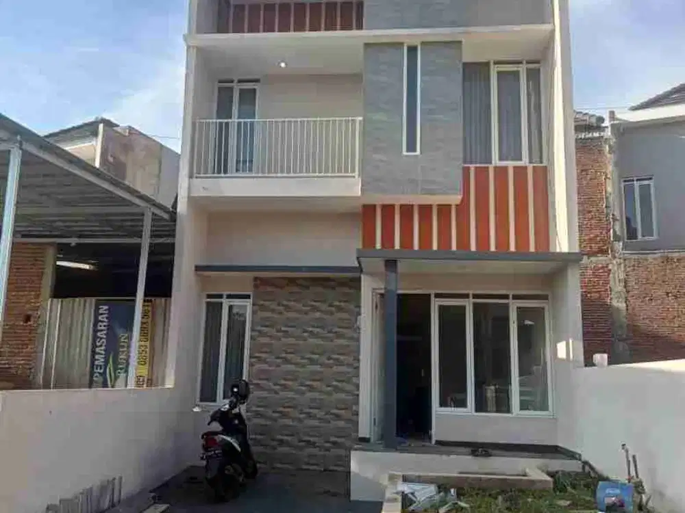 Dijual  Rumah Bagus terawat lokasi Perumahan Podo Rukun Eksekutif Batu Malang