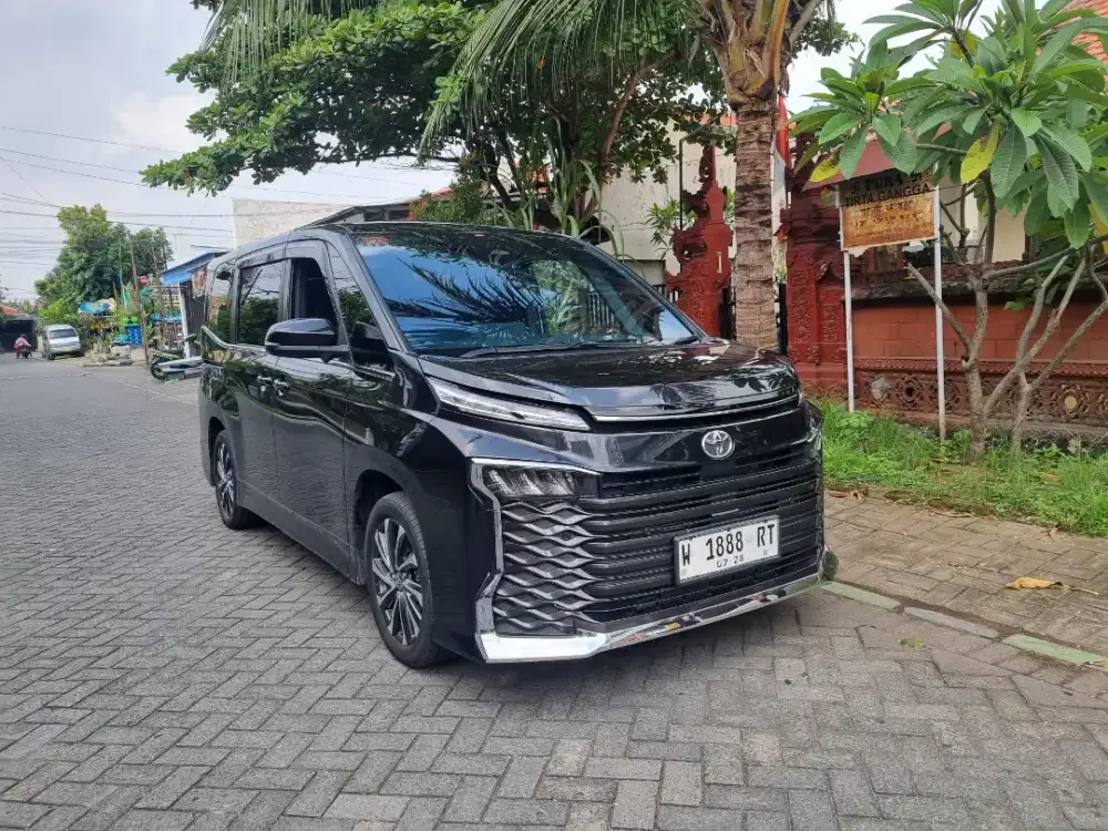 TOYOTA ALL NEW VOXY 2.0 A/T 2023
