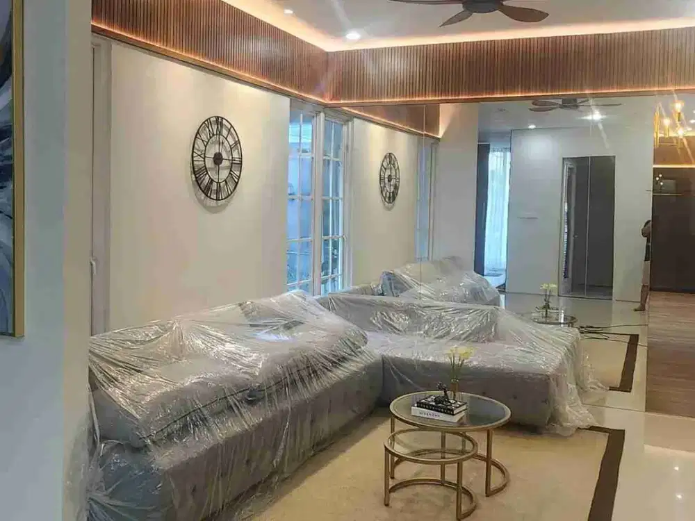 Rumah minimalis siap huni furnish interior lokasi depan dekat Club House