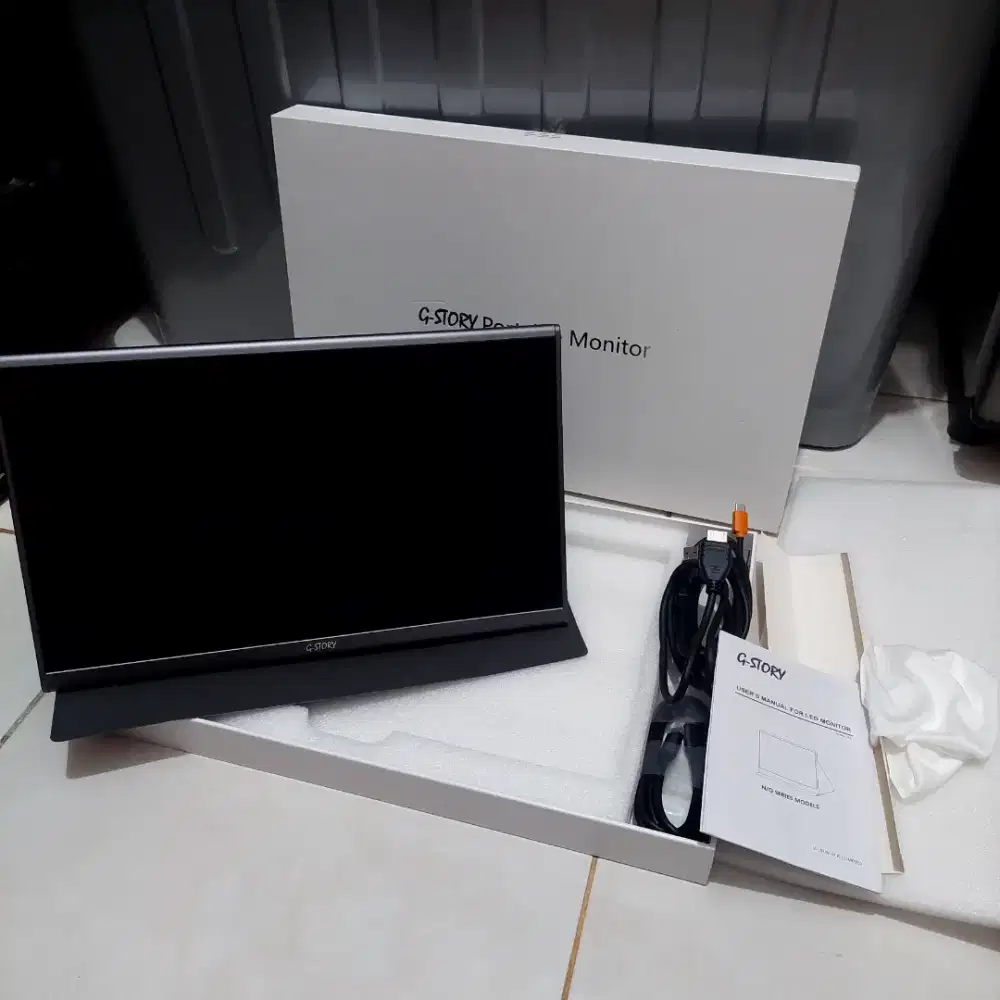 G Story GSQ56SD Portable Monitor 15.6 QLED HDR | FULLSET