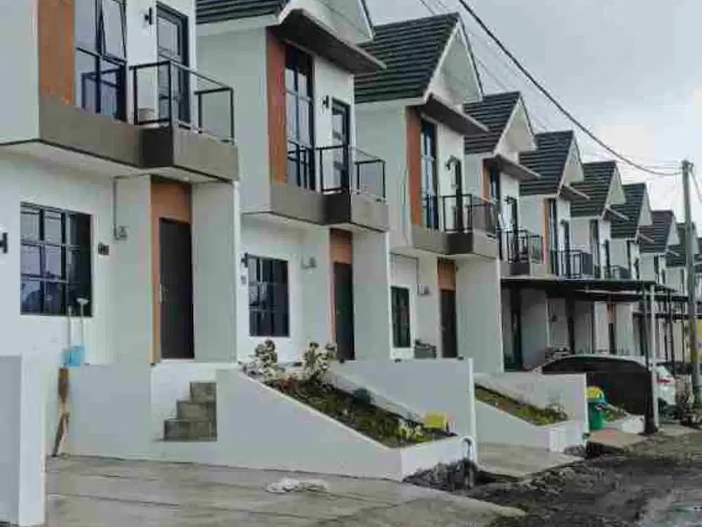 rumah 2 lantai cisarua 500 jtan dekat rumah sakit cisarua dan spm polisi