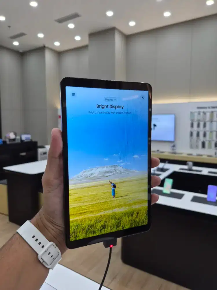 SAMSUNG GALAXY TAB A11 free Travel Adapter Ori