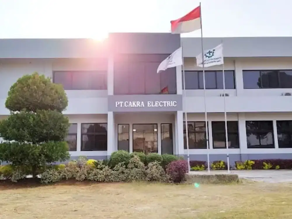 Lelang Murah Pabrik dan Gudang ex pabrik Lampu Jl.Bina Sakti Karwang