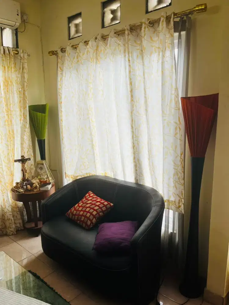 Lampu Lantai Dekoratif | Estetik Hotel & Cafe Vibes