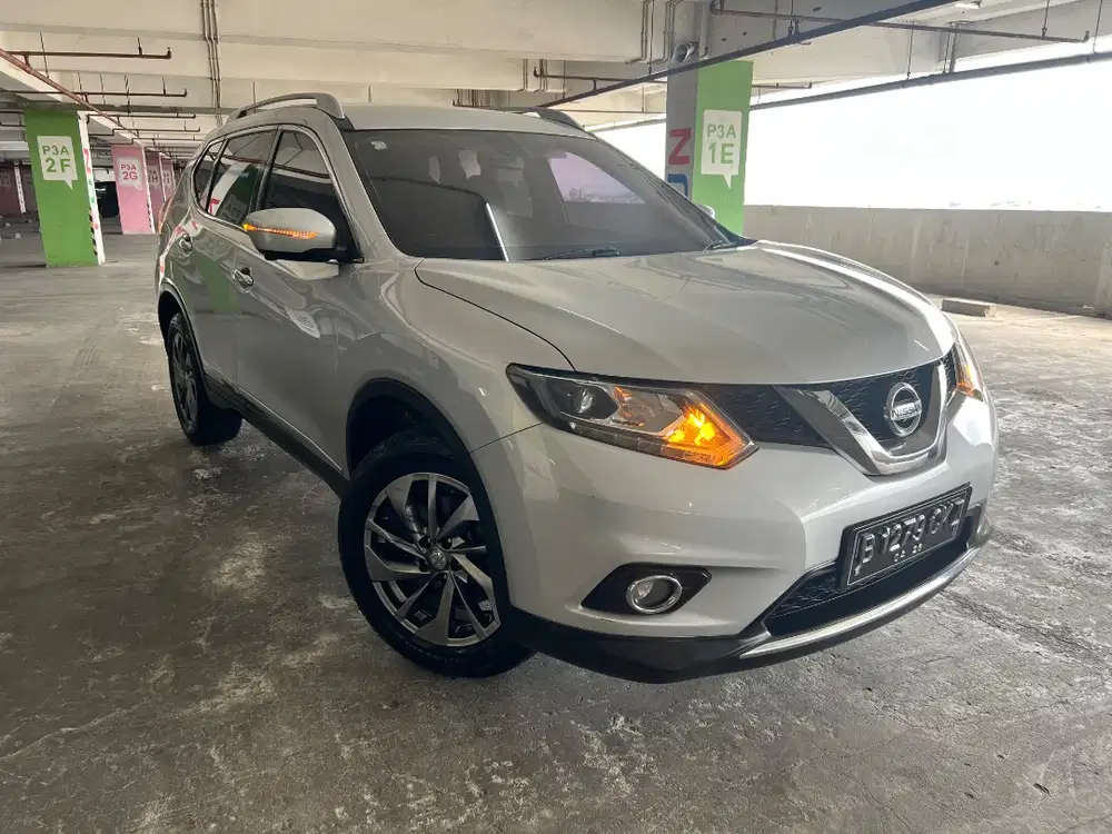Nissan X-Trail 2.5 T32 AT 2016 Silver