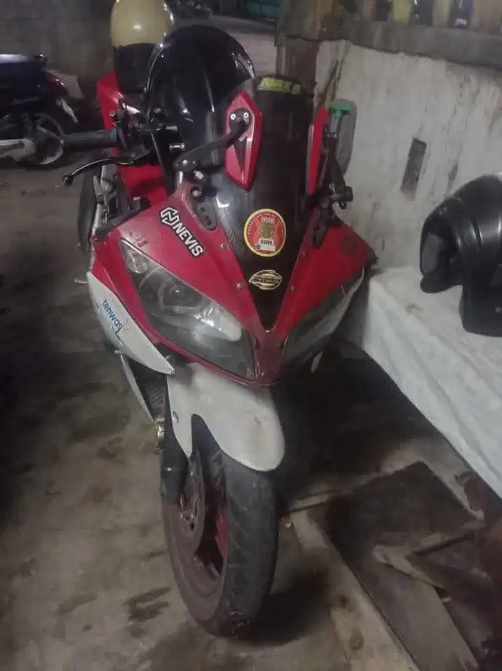 DIJUAL R15 V2 yamaha