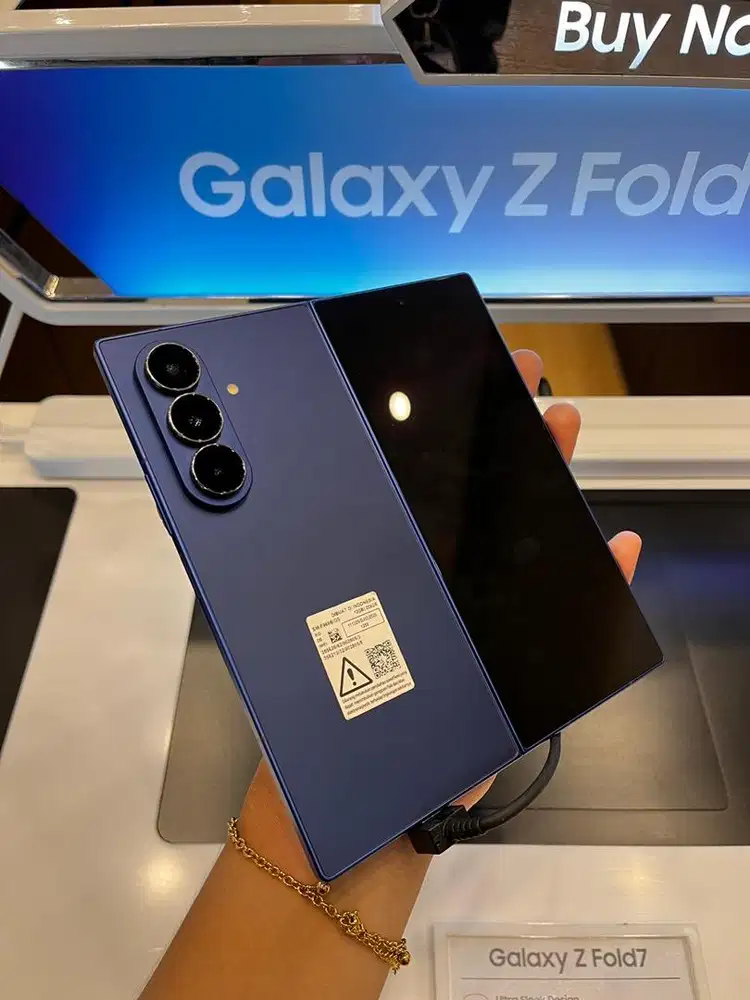 SAMSUNG FOLDABLE SERIES POTONGAN HARGA HINGGA 3,5JT BISA CICILAN