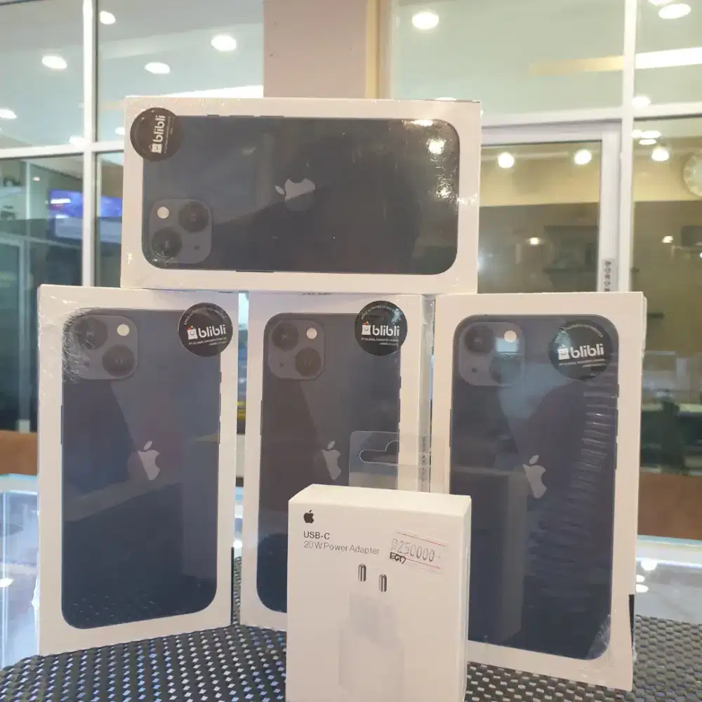 BARU IPHONE 13 128GB RESMI INDONESIA (FREE ADAPTOR)