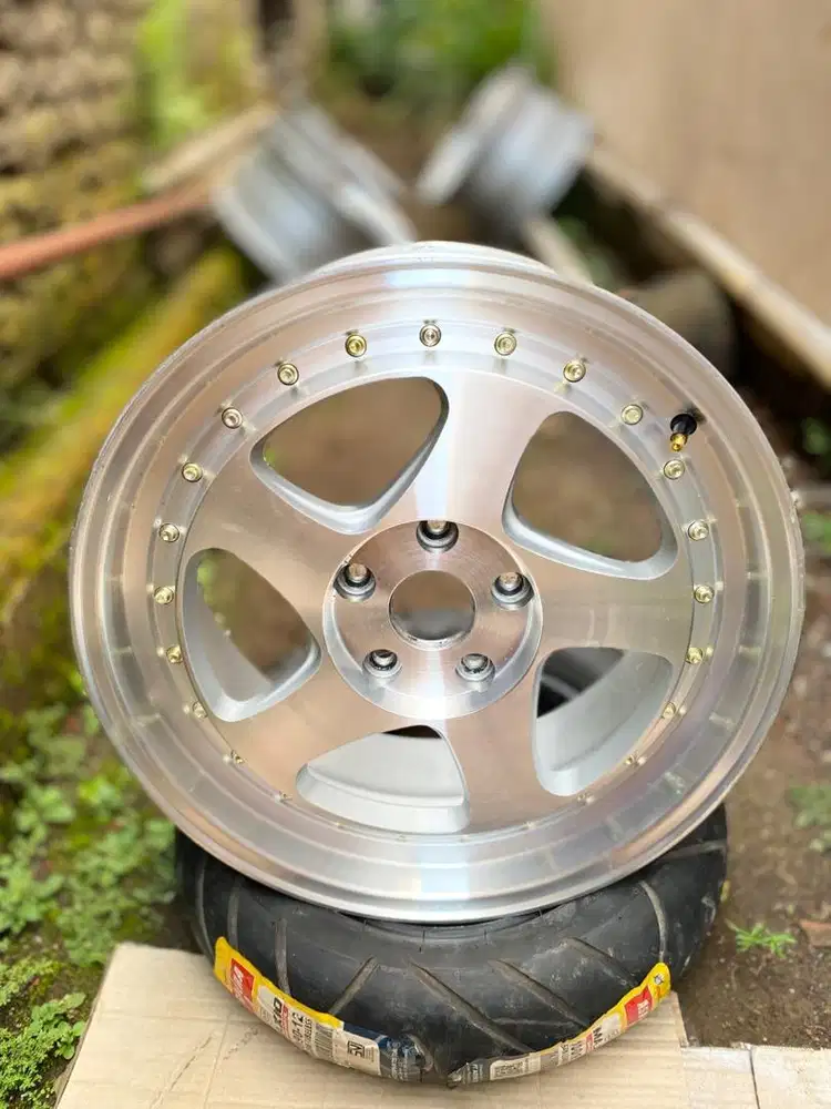 Velg Rotiform R17