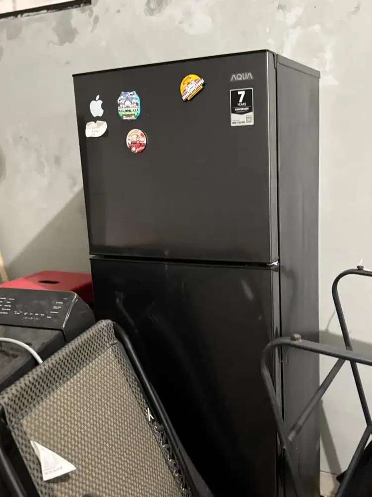 Jual cepat kulkas , mesin cuci, ranjang