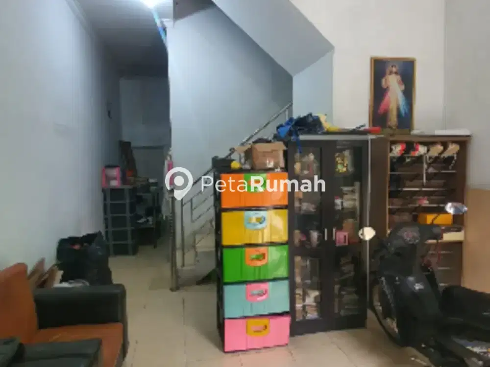 DIJUAL TOWNHOUSE JALAN AMPERA I KOMPLEK GOLDEN TOWN HOUSE (VERA)