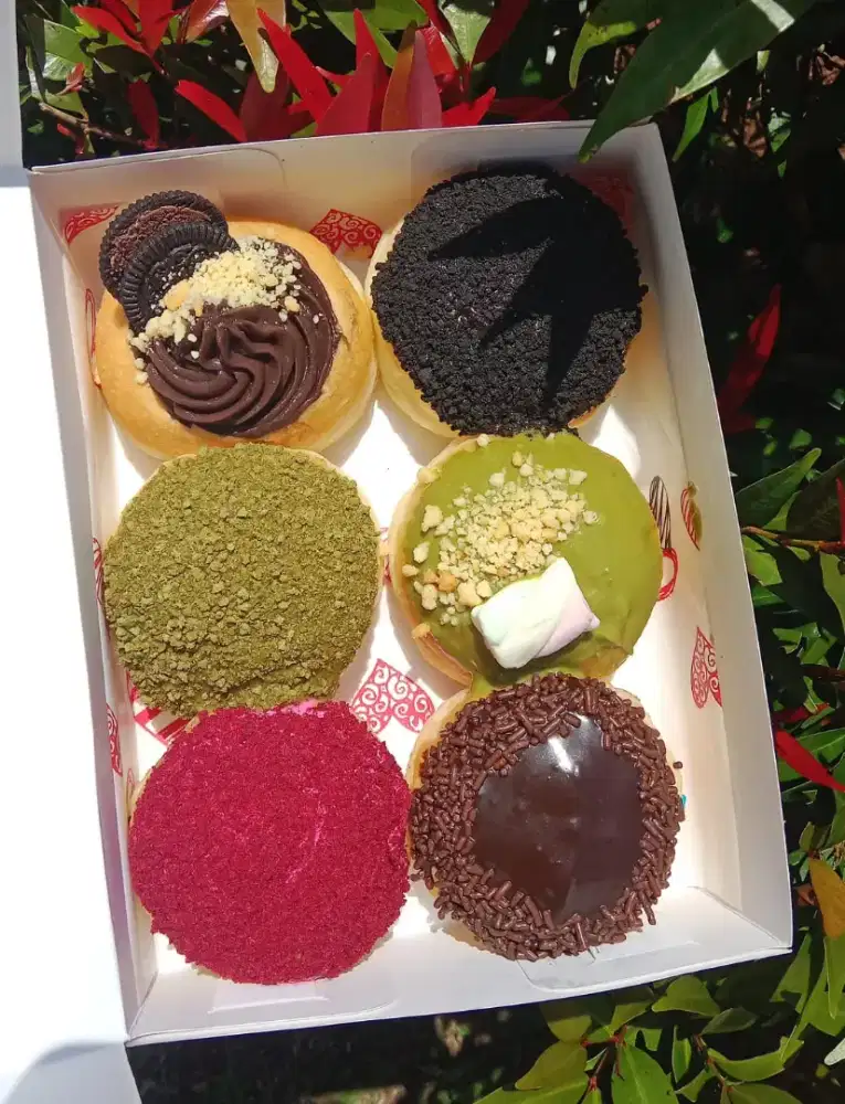 Donat manis mix topping isi 6